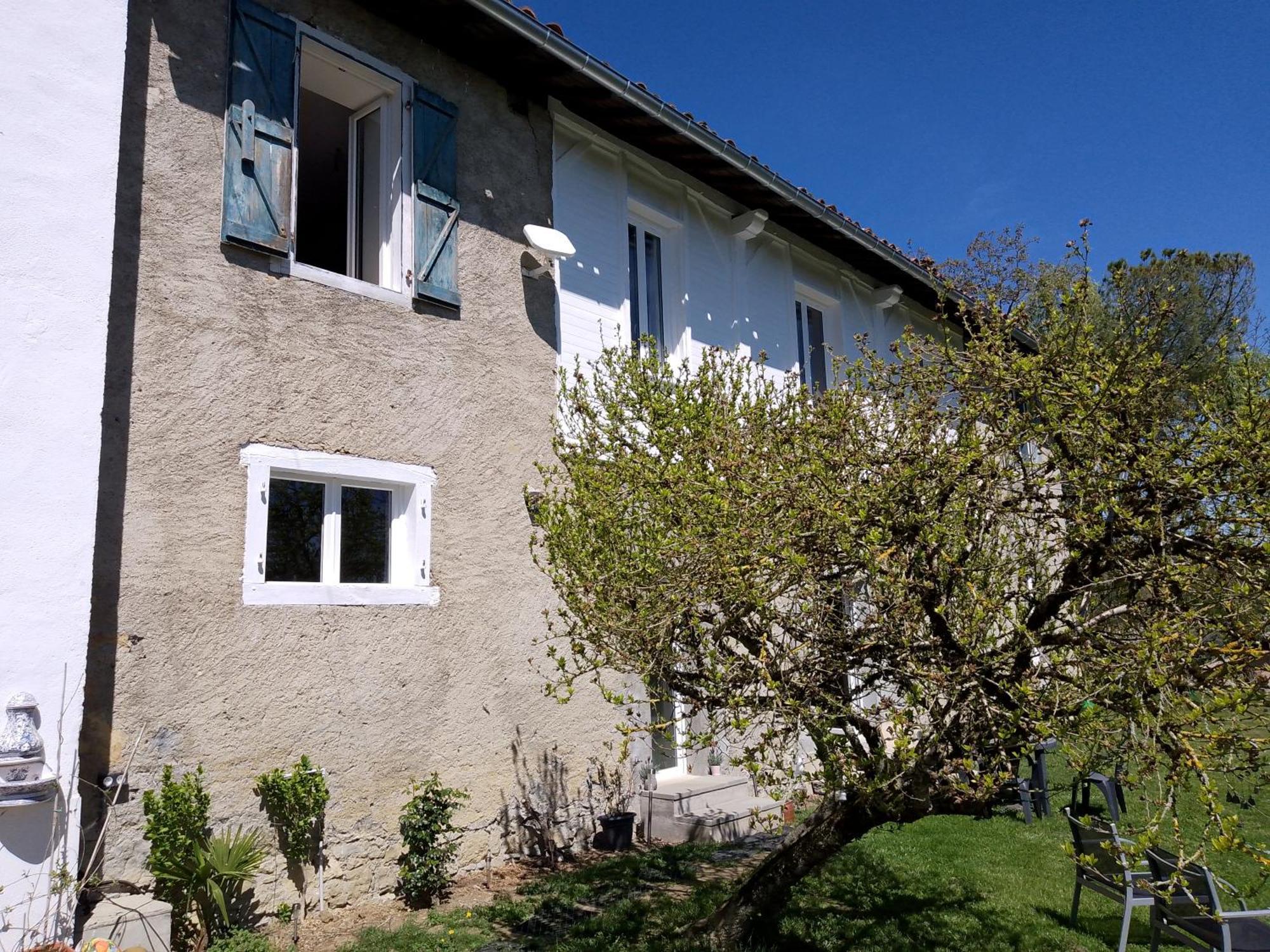 Pyrenees Vue Gite - Vues Fantastique, Parking Gratuit Sur Place & Piscine Saint Gaudens Exterior foto