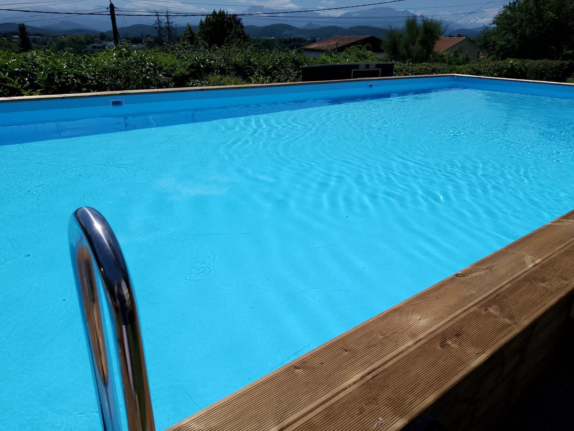 Pyrenees Vue Gite - Vues Fantastique, Parking Gratuit Sur Place & Piscine Saint Gaudens Exterior foto